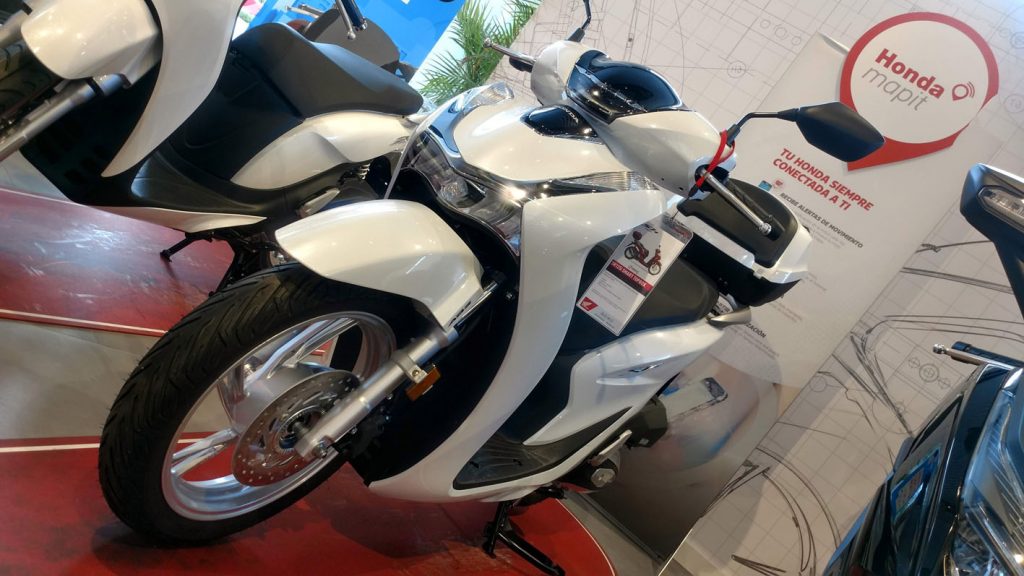 honda sh 125i-blanco perla cool 08