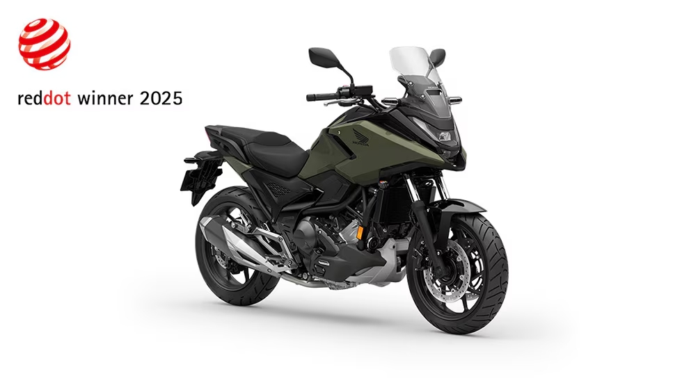 Honda NC750X 2025 gana el premio de diseño Red Dot Award